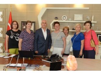 Üreten Kadınlardan Bozbey’e Ziyaret