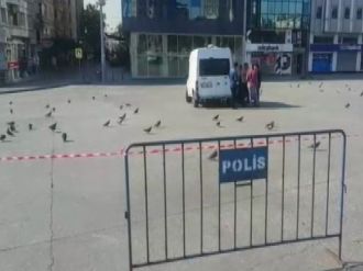 Taksim’de Şüpheli Çanta Paniği