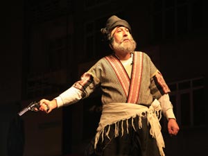 Kurtuluş etkinliklerinde ayna coşkusu