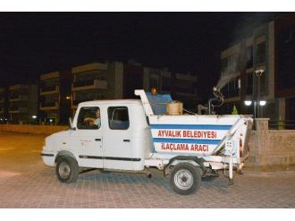 Ayvalık Belediyesinden Sinekle Aralıksız Mücadele
