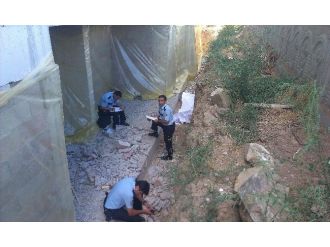 İnşaattan Düşen İşçi Hayatını Kaybetti