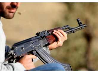 Eylem Hazırlığındaki 2 Terörist 100 Kilo Patlayıcıyla Yakalandı