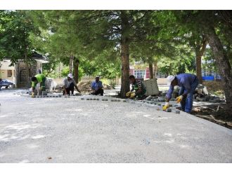 Belediye Parkları Elden Geçiriyor