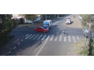 Bisikletli Adam Kazada Şans Eseri Hayatta Kaldı