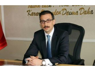 Saray Esi Kaymakamı Çiçekli İlçeden Ayrıldı
