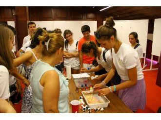 Yabancı Öğrenciler Ebru Yaptı