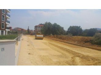 Alaşehir Belediyesi Hizmet Yağmuruna Devam Ediyor