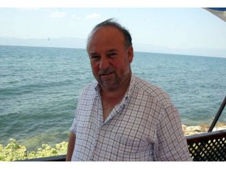 Zekeriya Öz’e Kuzeninden Geri Dön Çağrısı