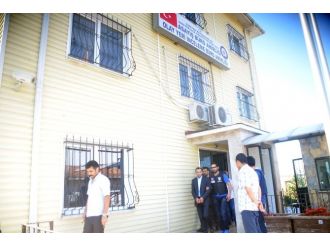 Ruhsatsız Silah Bulundurmaktan Tutuklandı