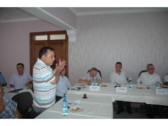 Muğla’da Limon Masaya Yatırıldı