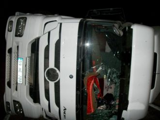 İki İlçeyi Ulaşıma Kapattı