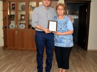 Ödüllü Şair Atacan’dan Başkan Acar’a Şiir