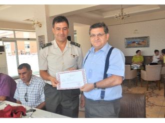 Yenişehir İlçe Jandarma Komutanına Veda Yemeği