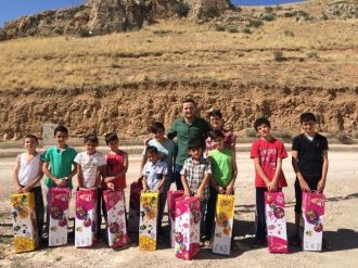 Bayburt Ak Parti Genclik Kolları Çocukların Hayallerini Gerçeğe Dönüştürdü