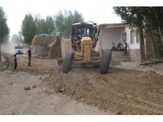 Başkale Belediyesi’nden Yol Yapım Çalışması