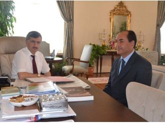 Soma’nın Yeni Kaymakamı Altıntaş’tan Vali Bektaş’a Ziyaret
