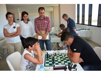Mhp Milletvekili Tuna, Troya Satranç Turnuvasını Ziyaret Etti