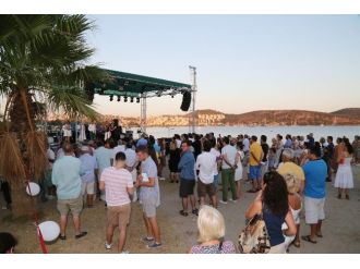 Bodrum’da Özgür Plaj Açıldı