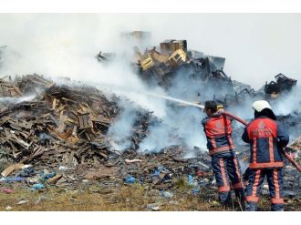 Sultangazi’de Korkutan Yangın