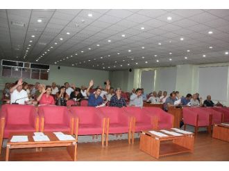 Van Büyükşehir Belediyesi’nden Savaş Mağdurlarına Yardım