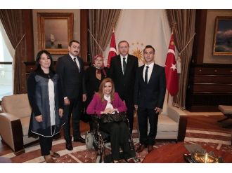 Cumhurbaşkanı Erdoğan’dan Engelli Milletvekili Karaburun’a Özel İlgi