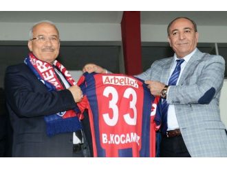 Kocamaz’dan Mersin İdmanyurdu’na 90. Yıl Kutlaması