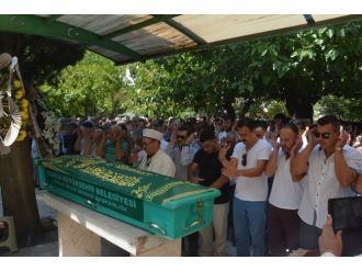 Eski Belediye Başkanı Son Yolculuğuna Uğurlandı