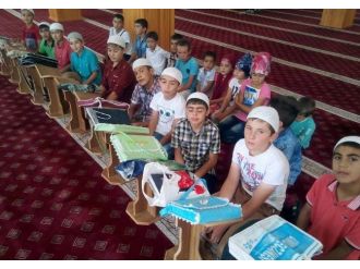 Sultanhanı’nda Kur’an Hafızları Ödüllendirildi