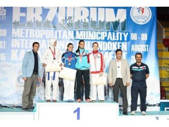 Altın Kızdan Bir Madalya Daha