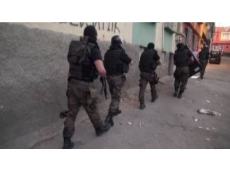 Terör Operasyonlarında 5 Kişi Tutuklandı