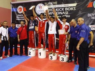 Kick Boks’ta Büyük Başarı