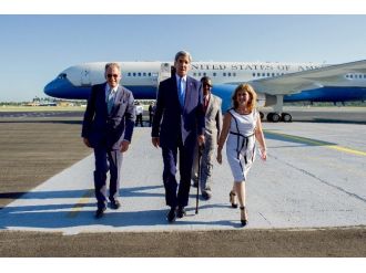 Abd Dışişleri Bakanı Kerry Küba’da