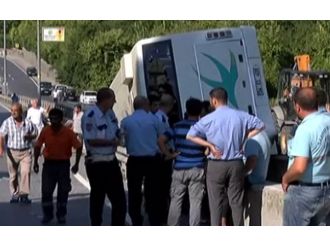 İstanbul’da Feci Kaza: 1 Ölü, 2’si Ağır 12 Yaralı