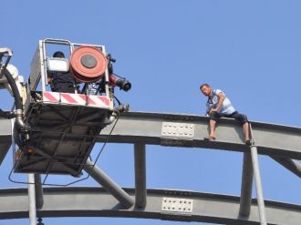 Kayınbabasına Kızdı İntihara Kalkıştı