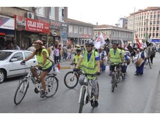 Yağlı Güreşler Öncesi Kortej Yürüyüşü