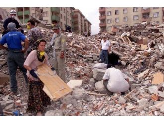 Başkan Alıcık, 17 Ağustos Depremini Unutmadı