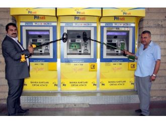 Ptt’de Kaybolan Paraları Dedektörle Aradılar