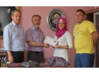 Brezilyalı Genç Kadın Müslüman Oldu