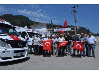 Giresun’da Dolmuşlar Türk Bayrakları İle Süslendi