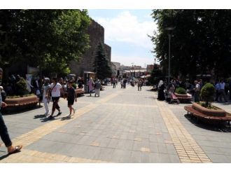 Melikgazi Belediye Başkanı Dr. Memduh Büyükkılıç: