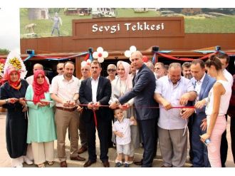 Tekkeköy’e Sevgi Tekkesi”