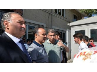 Vali Altıparmak’tan Saldırıya Uğrayan İlçe Emniyet Müdürlüğüne Ziyaret