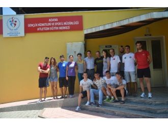 Sırıkla Atlama Milli Takımı Adana’da Kamp Yapıyor