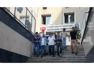 İstanbul’da ’’Sihirbazım’’ Diyerek Dolandırdılar