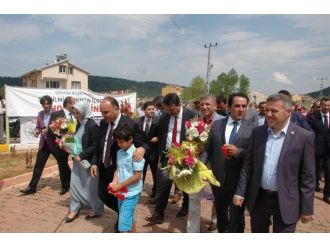 Kültür Festivali Finali Milletvekilleri Akını İle Son Buldu