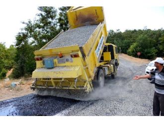 Malatya Büyükşehir, Pütürge’nin Yollarını Yapıyor