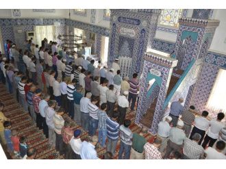 Seydikemer’de Kuran’ı Kerim Öğrenen Hediyesini Kazandı