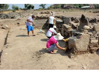 Karya Kazılarına 2 Yıl Aradan Sonra Yeniden Başlandı