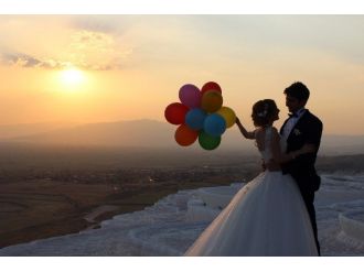 (Özel Haber) Gelin Ve Damatların Tercihi Pamukkale Travertenleri