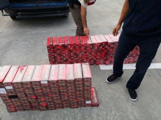 İzmir’e Kaçak Sigara Sokmaya Çalışan Suriyeli Yakalandı